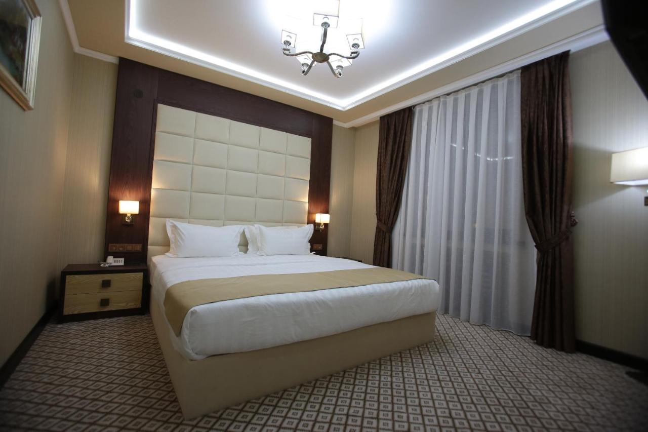 Royal Grand Hotel, Turkistan Екстериор снимка
