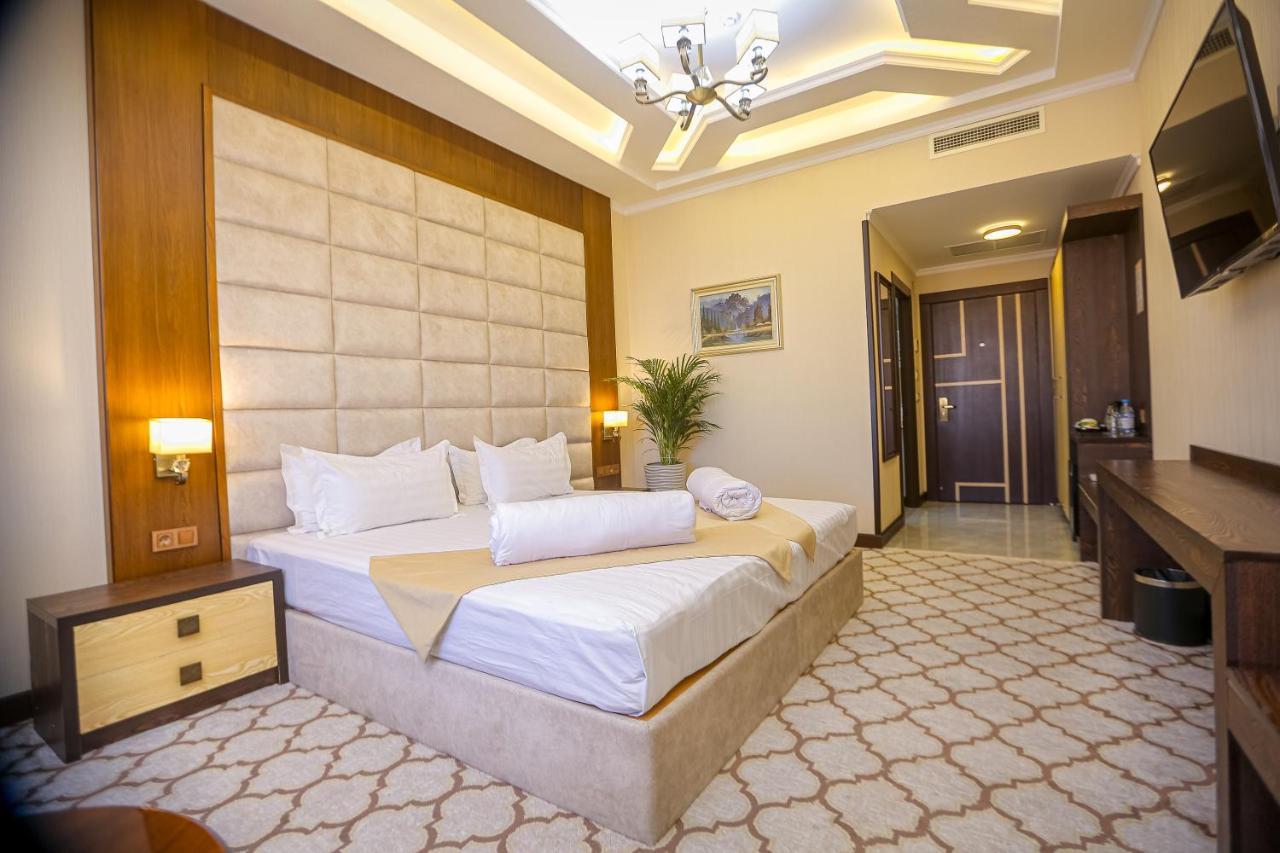 Royal Grand Hotel, Turkistan Екстериор снимка